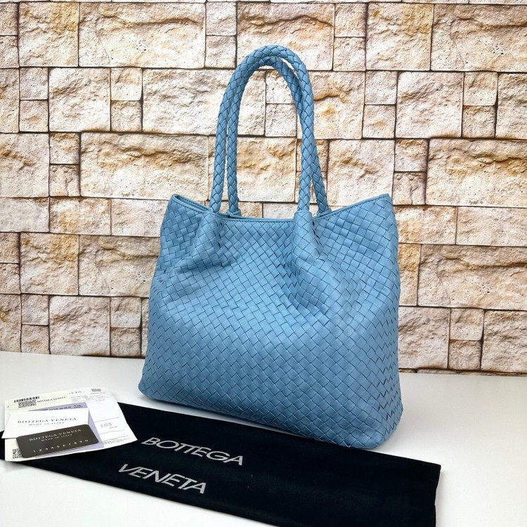 BOTTEGA VENETA YAVRULU TOTE MAVİ